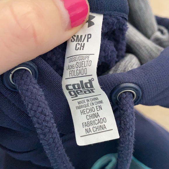 Under Armour Sweatshirt - Picture 4 of 4